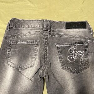 Seven7 Women's Gray Skinny Jeans